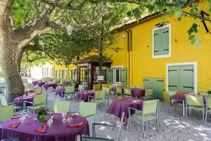 Le moulin de la Sambuc - Restaurant Saint-Zacharie - Restaurant Hostellerie